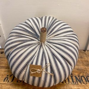 Mud Pie Fabric Medium Pumpkin